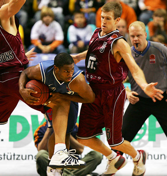 少年群体中 少年群体中