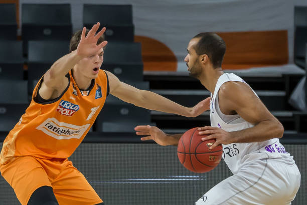 与帮助之间 与帮助之间