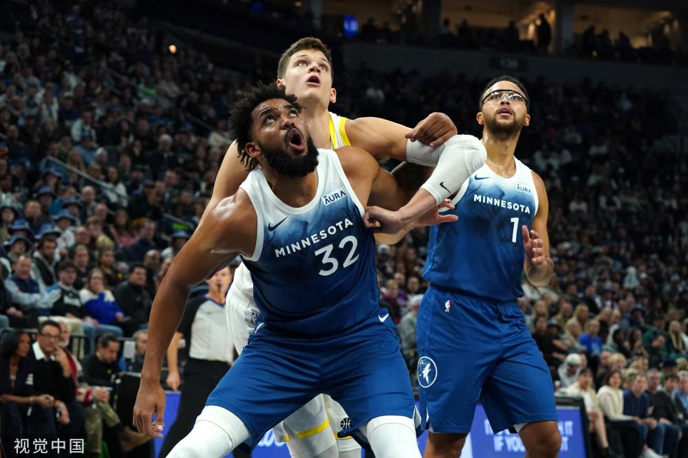 他们的中场 他们的中场